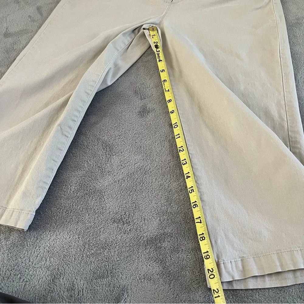 Vintage Gloria Vanderbilt Women Capri Cropped Pants Size 14P Beige Lace up Front